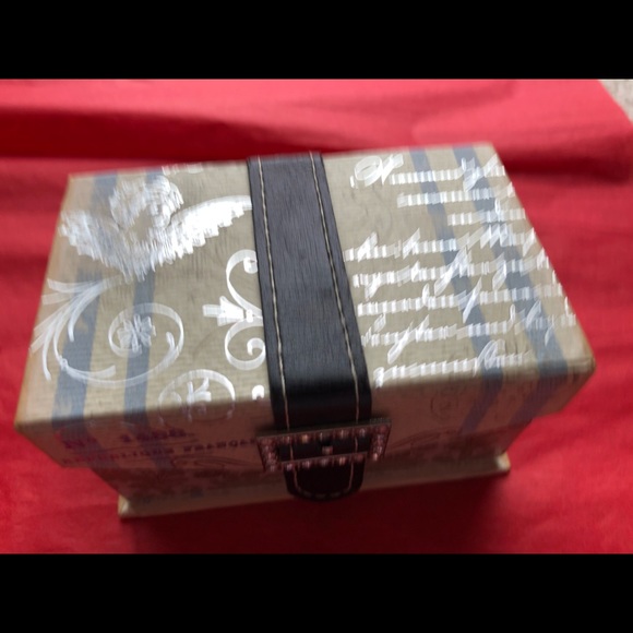 Punch Studio Keepsake Box Pres Rhinestone Buckle - Picture 3 of 6